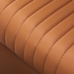 Fotel barberski Gabbiano Visionerio jasnobrązowy z czarną podstawą